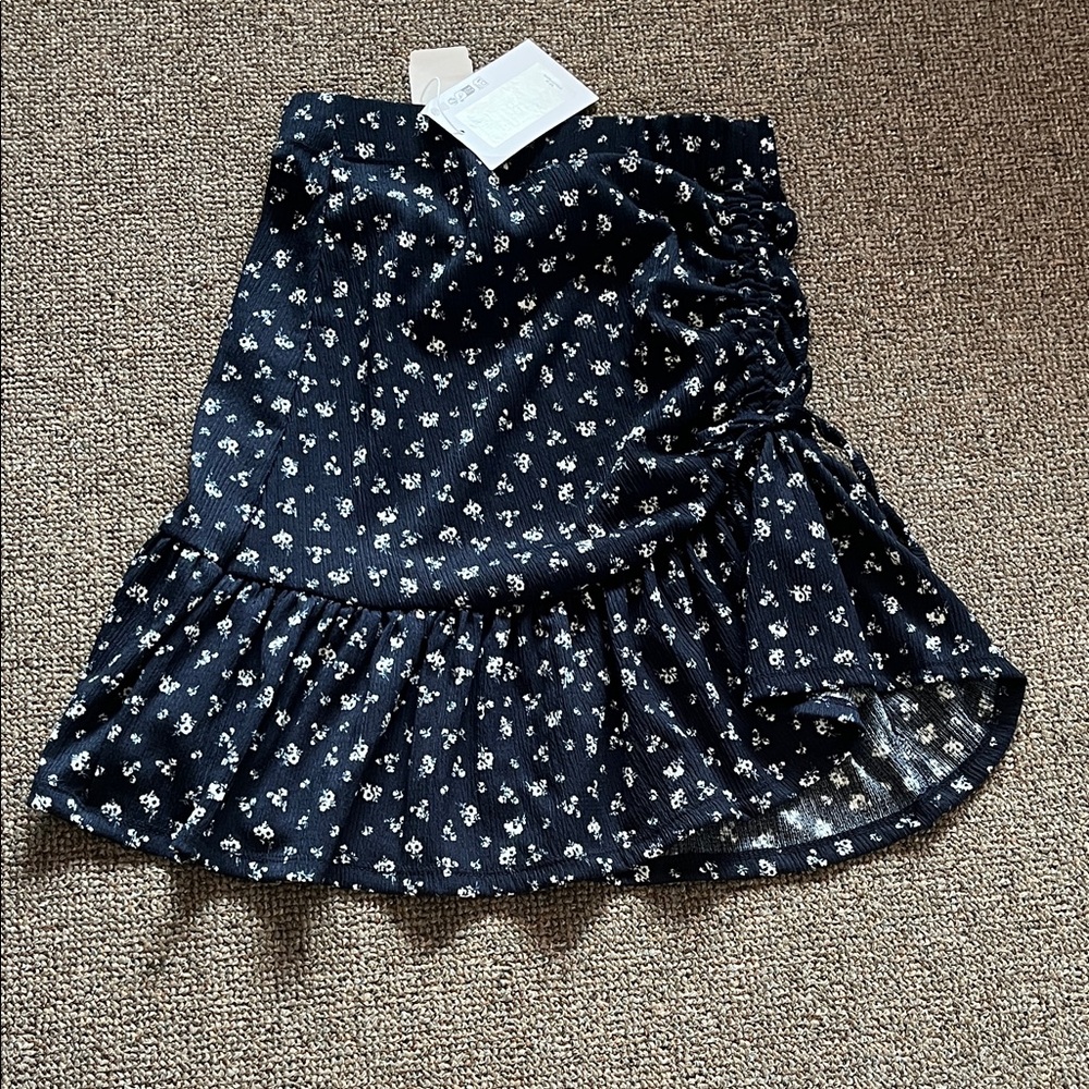 Only Floral Navy Ruffle Mini Skirt